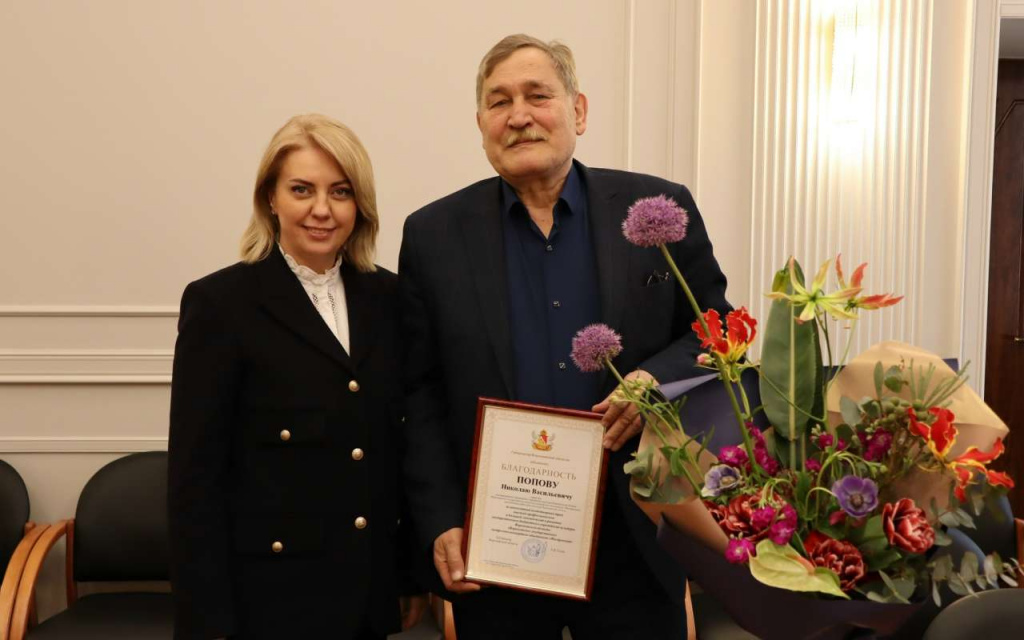 popov.jpg2 (1).jpg